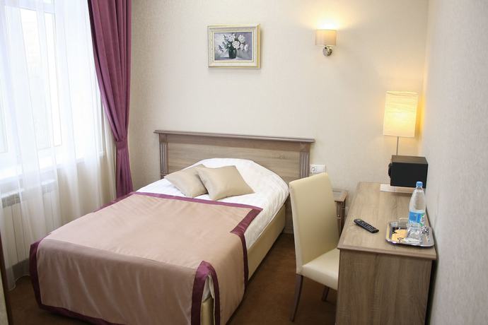 Imagen de la habitación del Hotel Garmonia. Foto 16