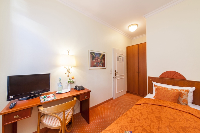 Imagen de la habitación del Hotel Garner Berlin Messe by IHG. Foto 12