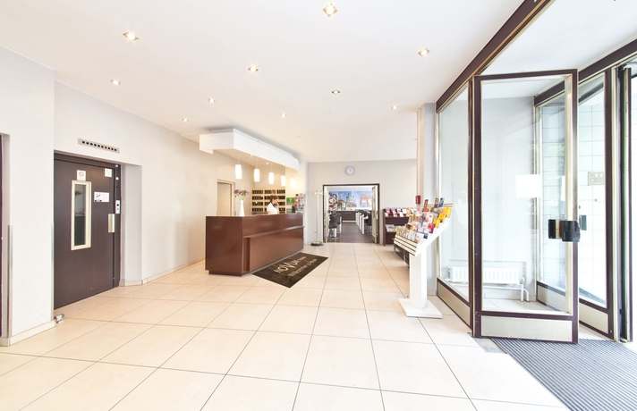 Imagen de los interiores del Hotel Garner Berlin - Wilmersdorf by IHG. Foto 11