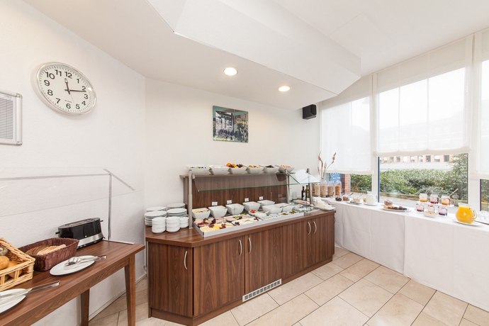 Imagen del bar/restaurante del Hotel Garner Cologne Porz - Airport by IHG. Foto 6