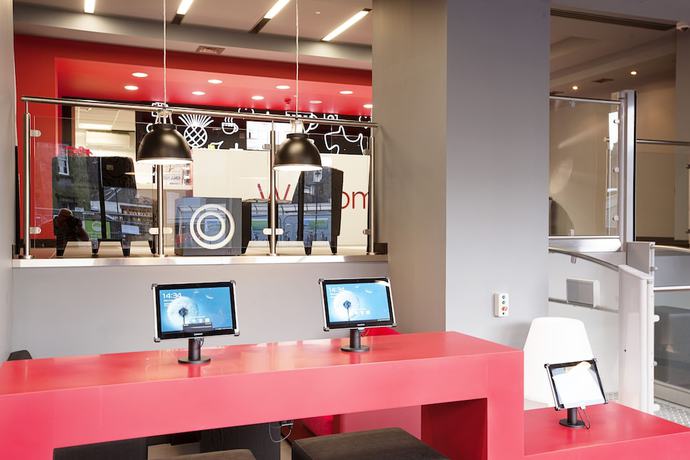 Imagen de los interiores del Hotel Garner Edinburgh - Haymarket by IHG. Foto 5