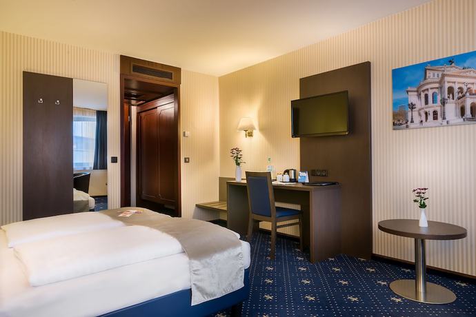 Imagen de la habitación del Hotel Garner Frankfurt - Palmengarten by IHG. Foto 6