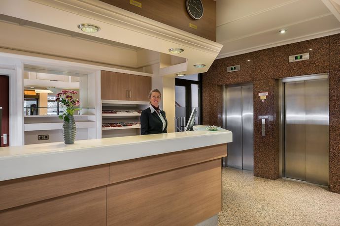 Imagen de los interiores del Hotel Garner Frankfurt - Palmengarten by IHG. Foto 19