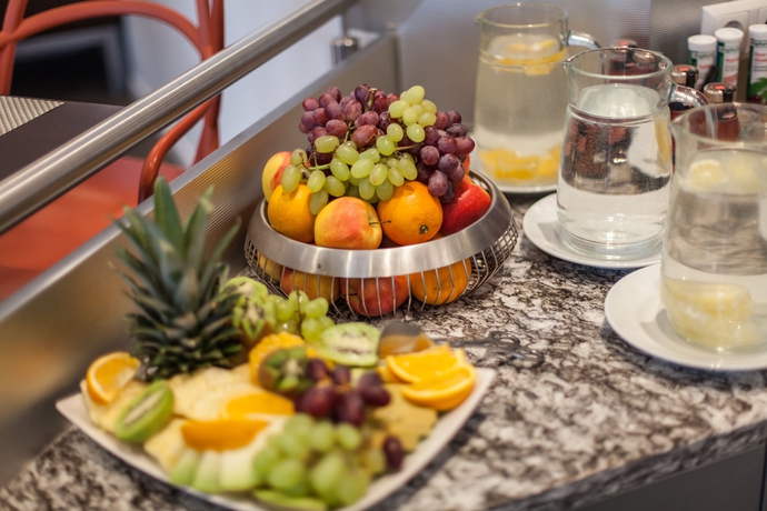 Imagen del bar/restaurante del Hotel Garner Hotel Berlin - Checkpoint Charlie by IHG. Foto 9