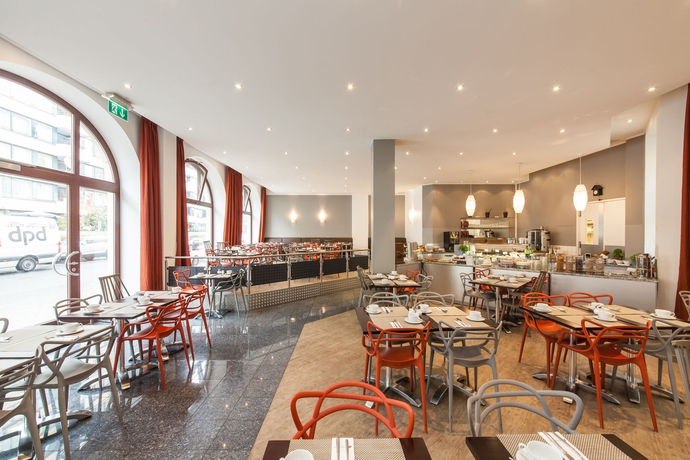 Imagen del bar/restaurante del Hotel Garner Hotel Berlin - Checkpoint Charlie by IHG. Foto 11