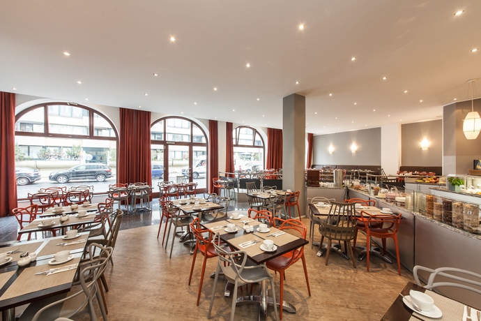 Imagen del bar/restaurante del Hotel Garner Hotel Berlin - Checkpoint Charlie by IHG. Foto 13