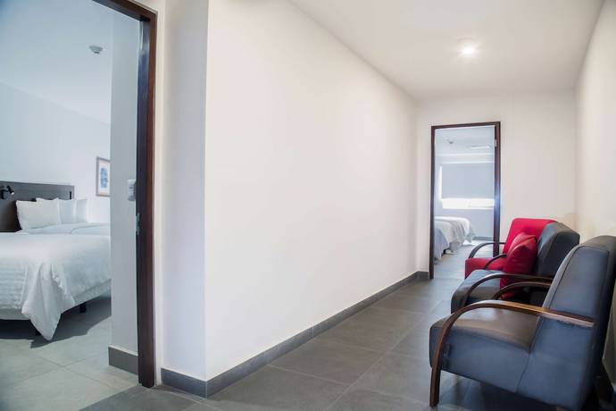 Imagen de la habitación del Hotel Garner Mazatlan Beach by IHG. Foto 8