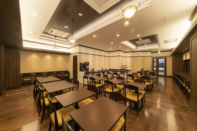 Imagen del bar/restaurante del Hotel Garner Osaka Honmachi Kita Semba by IHG. Foto 5