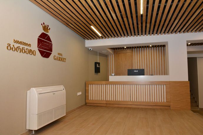 Imagen de los interiores del Hotel Garnet Tbilisi. Foto 17