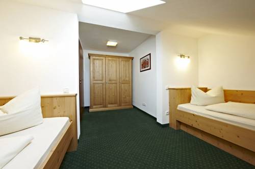 Imagen de la habitación del Hotel Garni Alpspitz. Foto 2