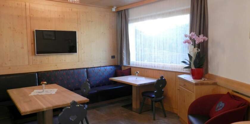 Imagen general del Hotel Garni Apartments Mezdi. Foto 8