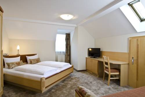 Imagen de la habitación del Hotel Garni Astoria. Foto 6