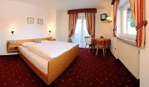 Imagen de la habitación del Hotel Garni August. Foto 3