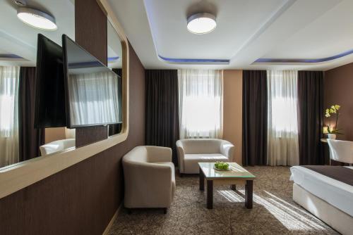 Imagen de la habitación del Hotel Garni Aveny. Foto 6