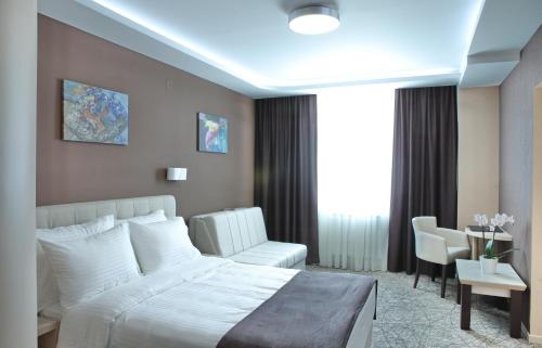 Imagen de la habitación del Hotel Garni Aveny. Foto 10
