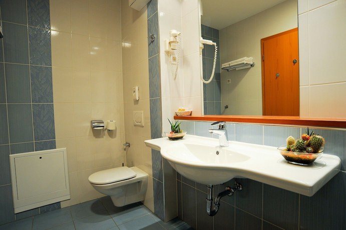 Imagen de la habitación del Hotel Garni Azul. Foto 9