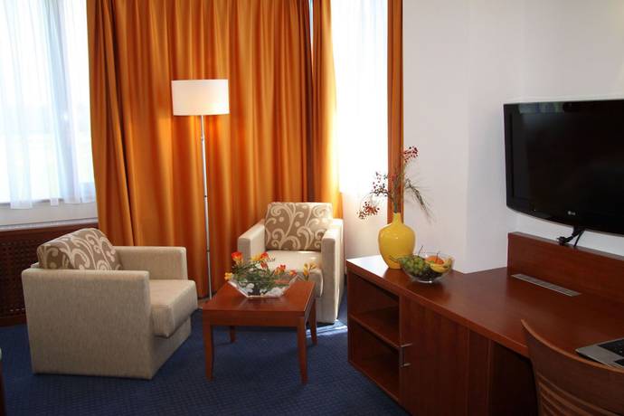 Imagen de la habitación del Hotel Garni Azul. Foto 12