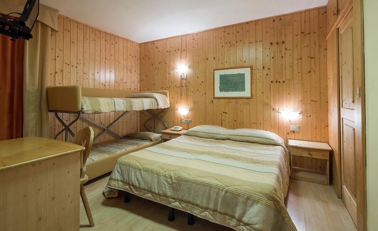Imagen de la habitación del Hotel Garni Bellavista, Arabba. Foto 5