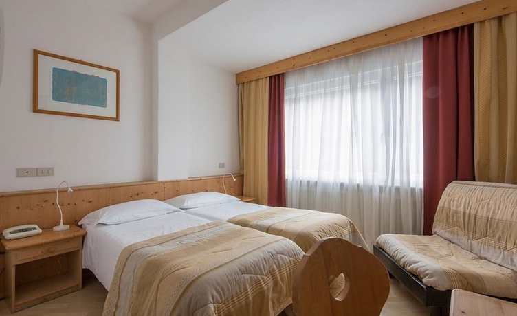 Imagen de la habitación del Hotel Garni Bellavista, Arabba. Foto 13