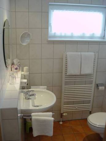 Imagen de la habitación del Hotel Garni Bettina. Foto 7