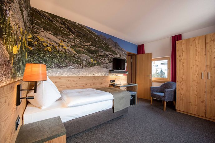 Imagen de la habitación del Hotel Garni Chesa Mulin. Foto 12