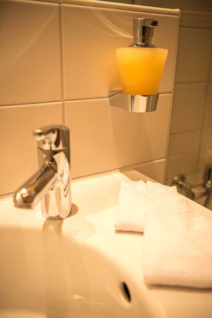 Imagen de la habitación del Hotel Garni Chesa Mulin. Foto 13