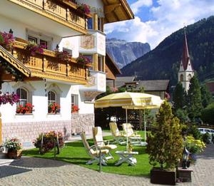 Imagen de los exteriores del Hotel Garni Concordia, Selva di Val Gardena. Foto 4