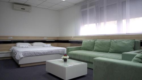 Imagen de la habitación del Hotel Garni Consul. Foto 8