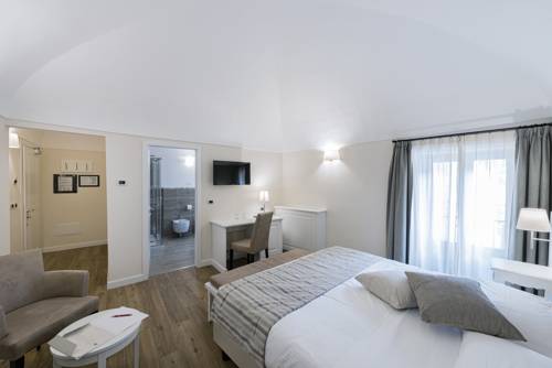 Imagen de la habitación del Hotel Garni Corona. Foto 9