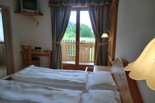 Imagen de la habitación del Hotel Garni Costa Verde. Foto 5
