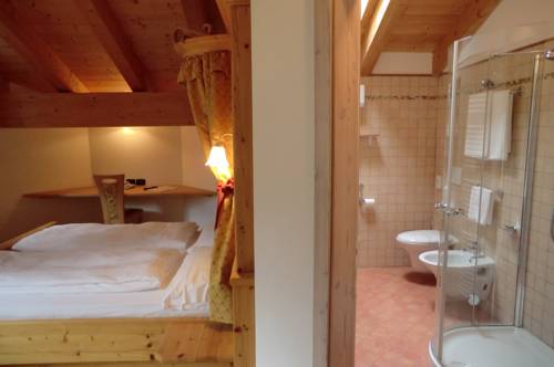 Imagen de la habitación del Hotel Garni Costa Verde. Foto 8