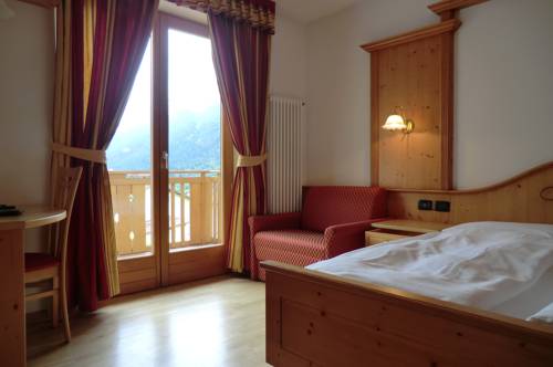 Imagen de la habitación del Hotel Garni Costa Verde. Foto 10