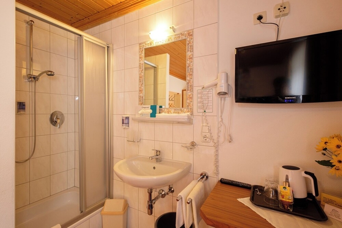 Imagen de la habitación del Hotel Garni DIAS. Foto 7