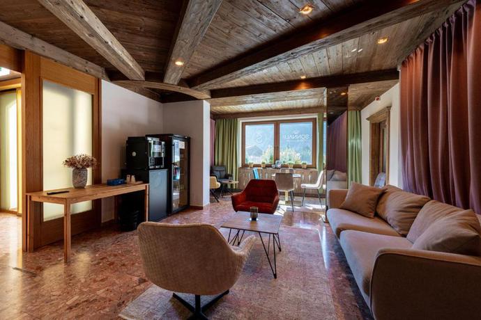 Imagen de los interiores del Hotel Garni Das SONNALP. Foto 30