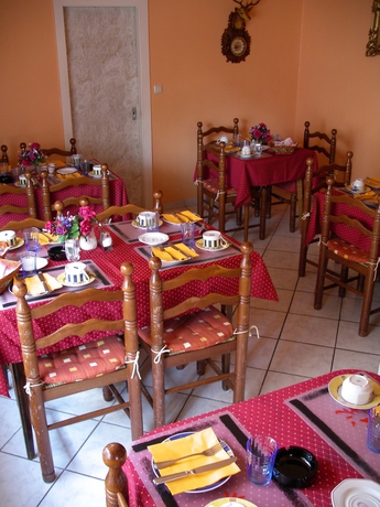 Imagen del bar/restaurante del Hotel Garni Djaran. Foto 8