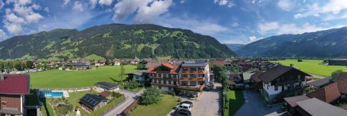 Imagen general del Hotel Garni Elisabeth, Zell am Ziller. Foto 5
