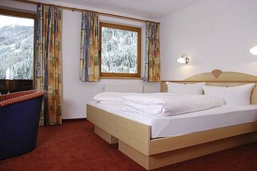 Imagen general del Hotel Garni Feuerstein. Foto 3