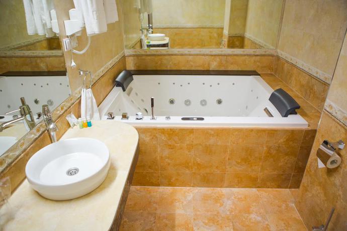 Imagen de la habitación del Hotel Garni Fortuna. Foto 10