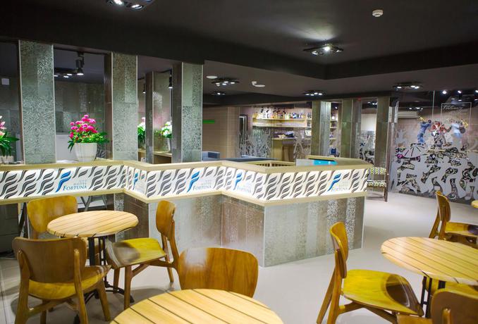Imagen de los interiores del Hotel Garni Fortuna. Foto 15