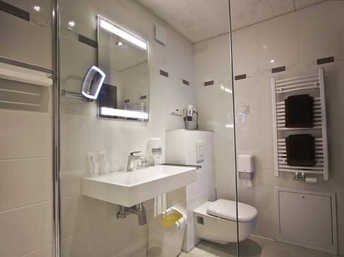 Imagen de la habitación del Hotel Garni Forum. Foto 4