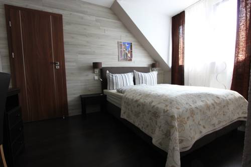 Imagen de la habitación del Hotel Garni Forum. Foto 8