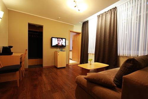 Imagen de la habitación del Hotel Garni Forum. Foto 15