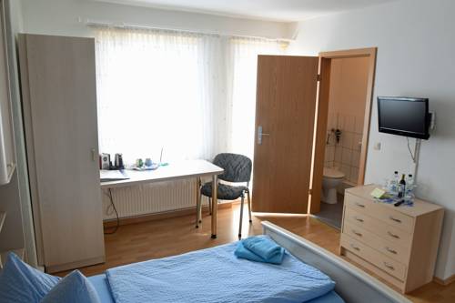 Imagen de la habitación del Hotel Garni Goldene Henne. Foto 4