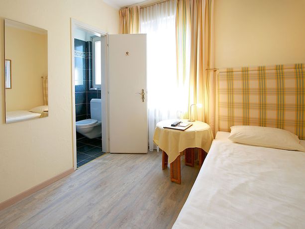 Imagen de la habitación del Hotel Garni Golf, Ascona. Foto 7