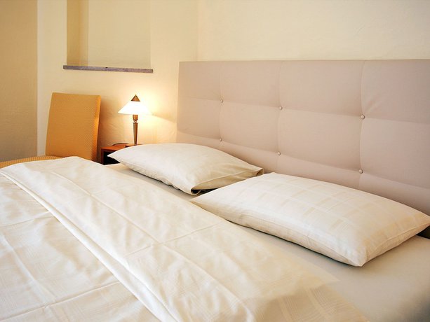 Imagen de la habitación del Hotel Garni Golf, Ascona. Foto 15