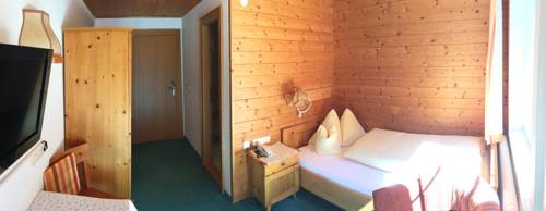 Imagen de la habitación del Hotel Garni Grünmoos. Foto 12