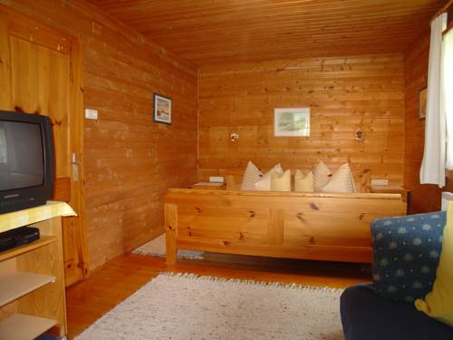 Imagen de la habitación del Hotel Garni Grünmoos. Foto 16