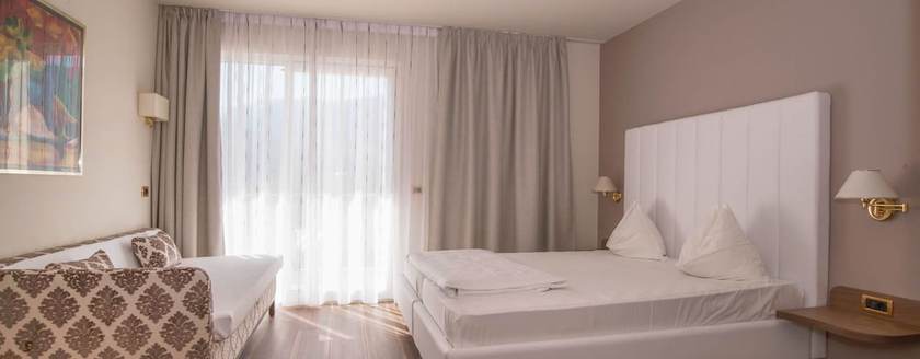 Imagen de la habitación del Hotel Garni Gunther, Burgstall - Postal. Foto 9