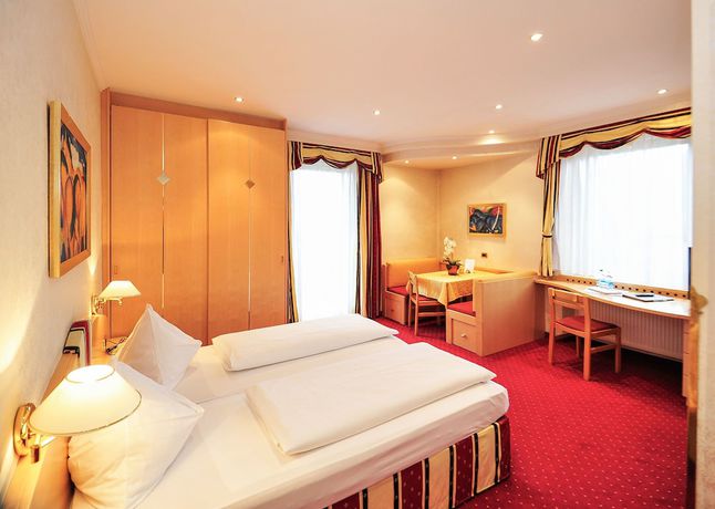 Imagen de la habitación del Hotel Garni Gunther, Burgstall - Postal. Foto 13