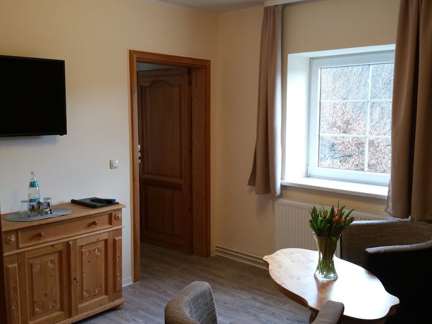 Imagen de la habitación del Hotel Garni Haus Sonneneck. Foto 7